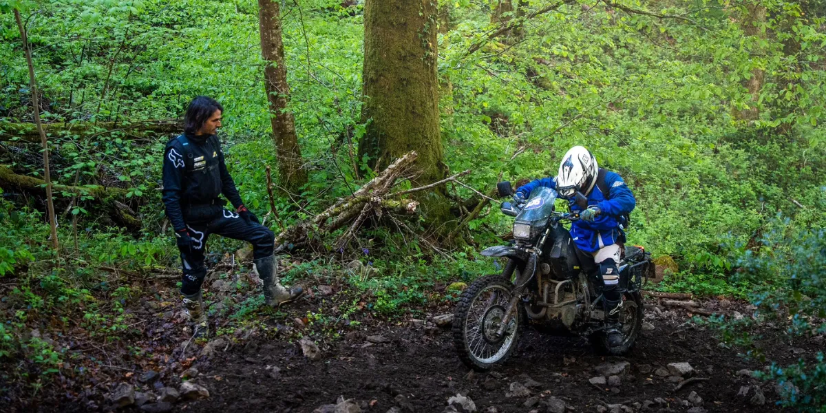 Morvan Rando Tour : on a testé la randonnée moto trail la plus engagée du Morvan