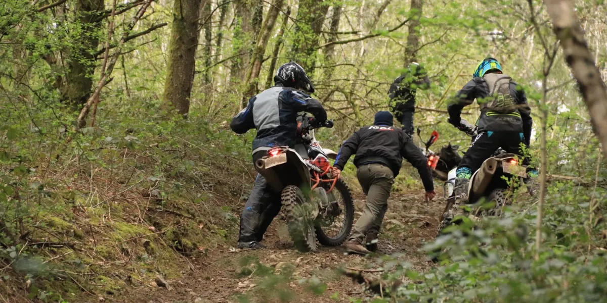 Morvan Rando Tour : on a testé la randonnée moto trail la plus engagée du Morvan